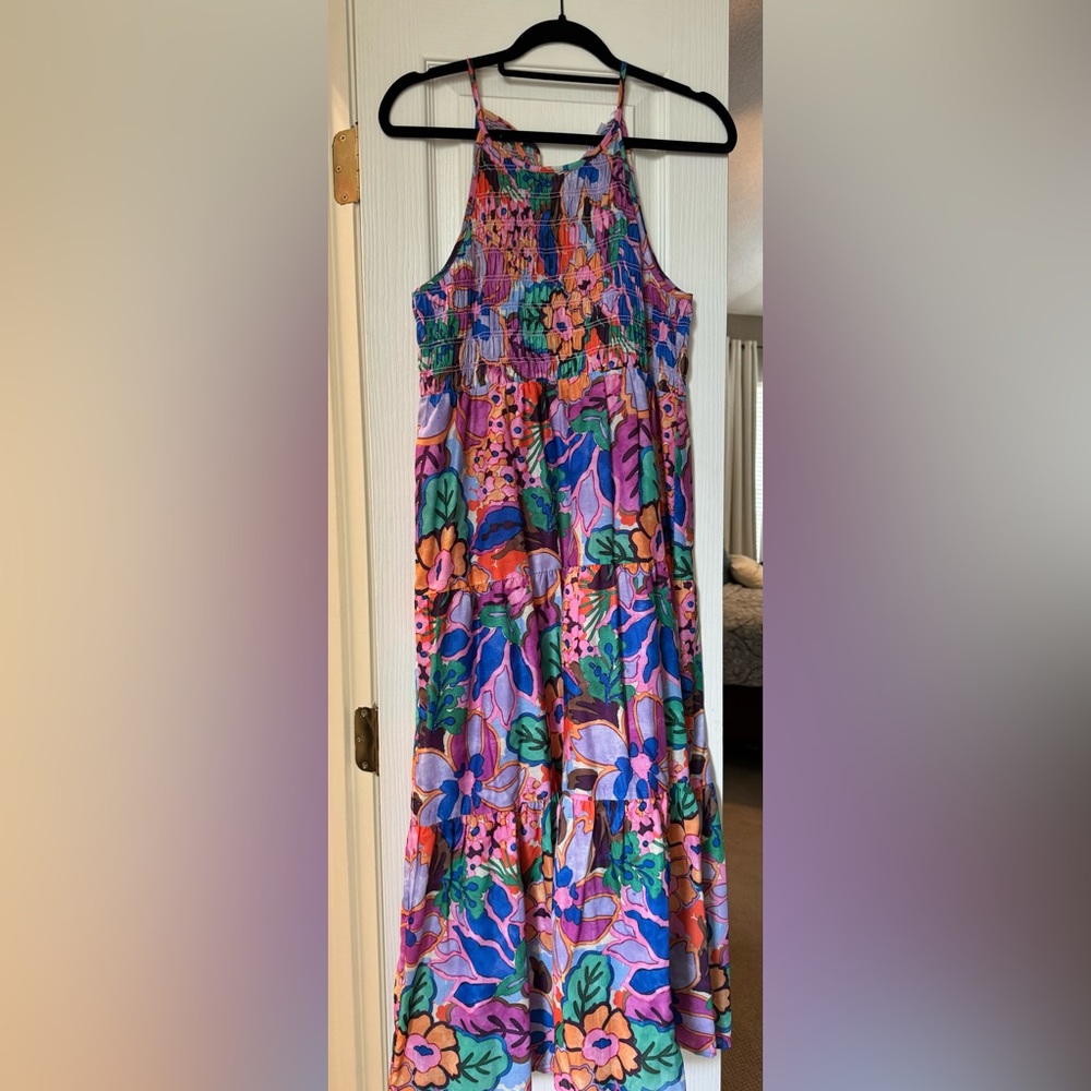 New with tags floral smocked dress THML